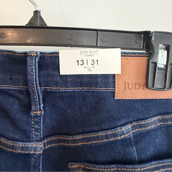 NWT Judy Blue Straight Leg Jeans 13/31 Blue Dark Wash High Rise Stretch Raw Hem - Picture 6 of 16
